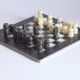 Jeu d’échecs en marbre et albâtre, années 1970.