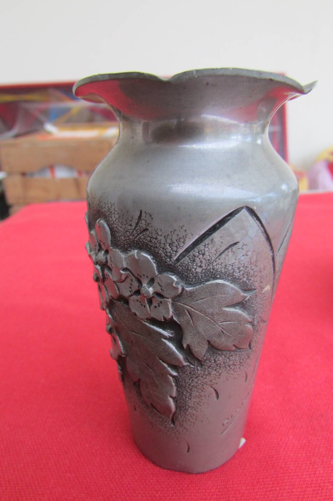 Vase et pichet en étain "rispal"