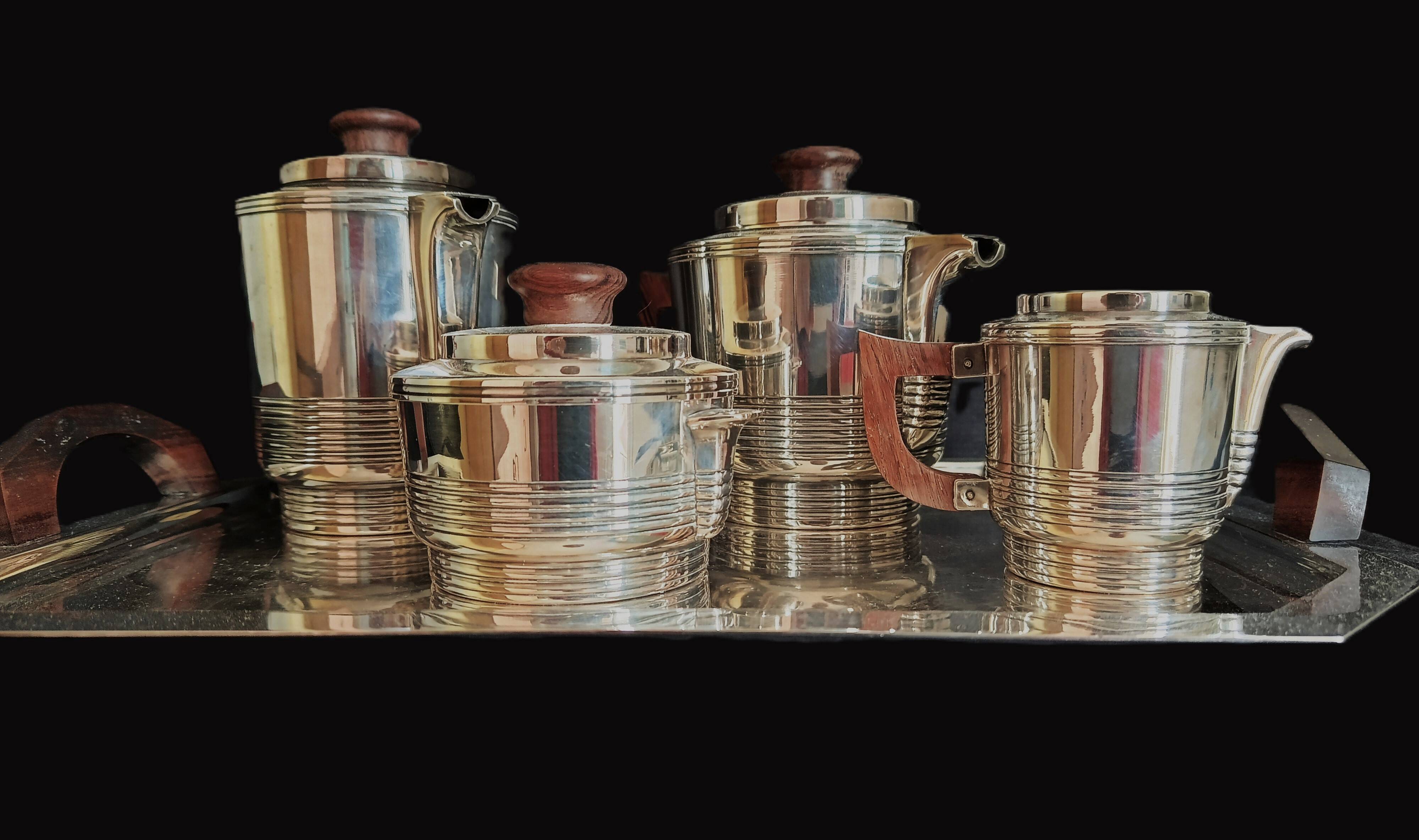 Art Deco coffee and tea service, silversmith Noël Collet, 1930s, 5 pieces.