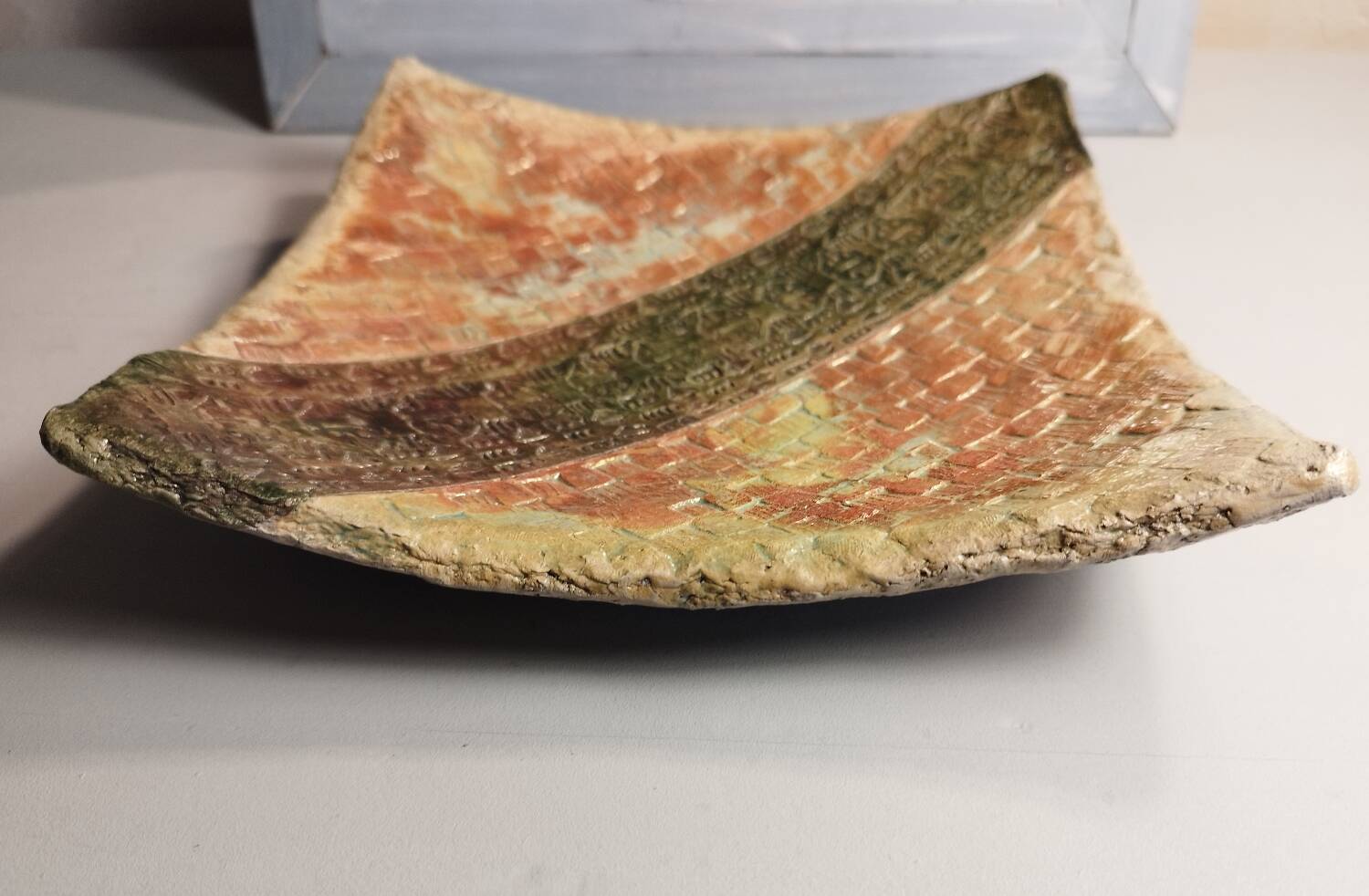 Ceramic trinket tray with ethnic decoration