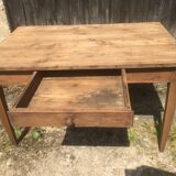 Farmhouse table with raw wood drawer