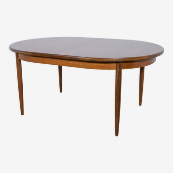 Mid-Century Teak Oval Dining Table by G-Plan, 1960s