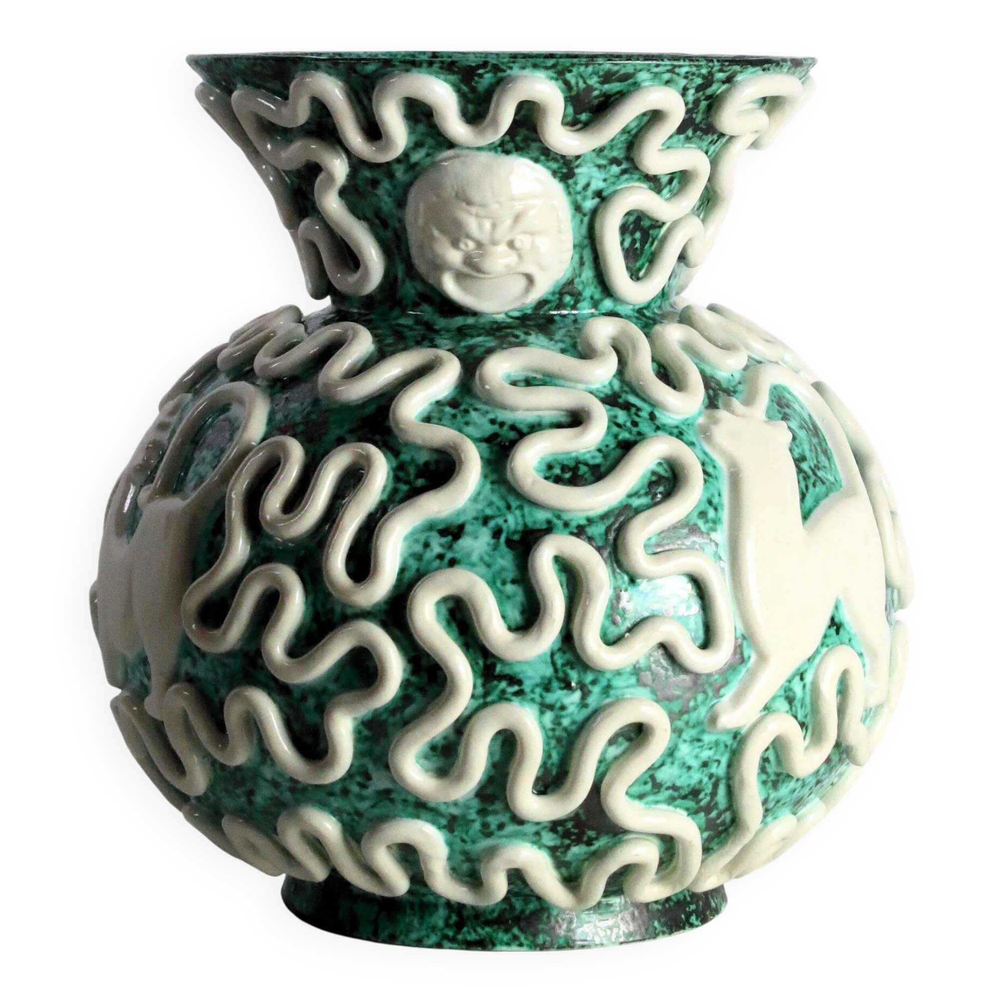 Manufacture Sainte-Radegonde, vase pansu aux mascarons en céramique émaillée