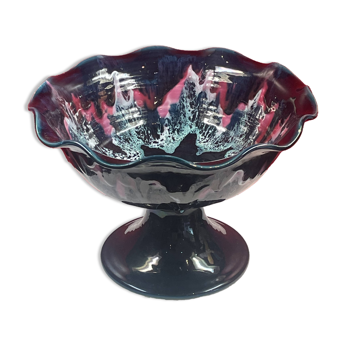 Large shower stand bowl with wave-shaped edges Vallauris 1970