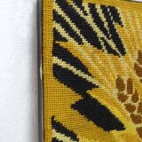 Wall tapestry "the rooster under the bouquet of wheat" signed Rey, circa 1970