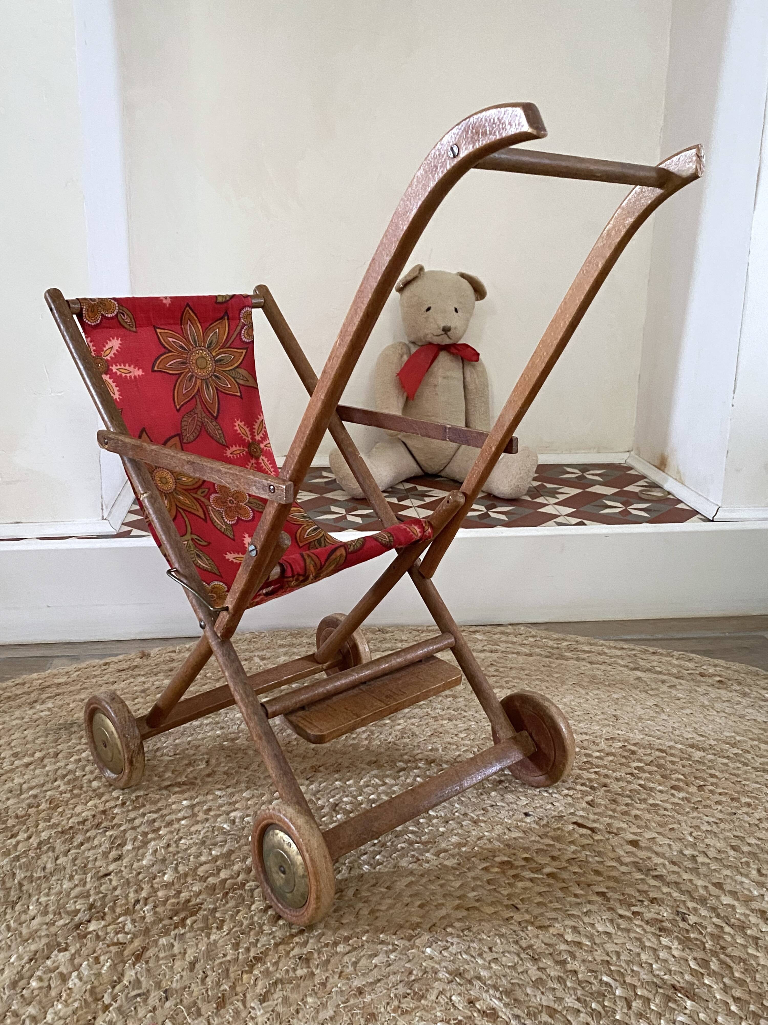 Doll pram vintage
