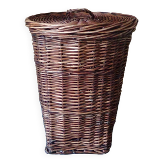 Willow linen basket.