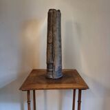 Vase brutaliste