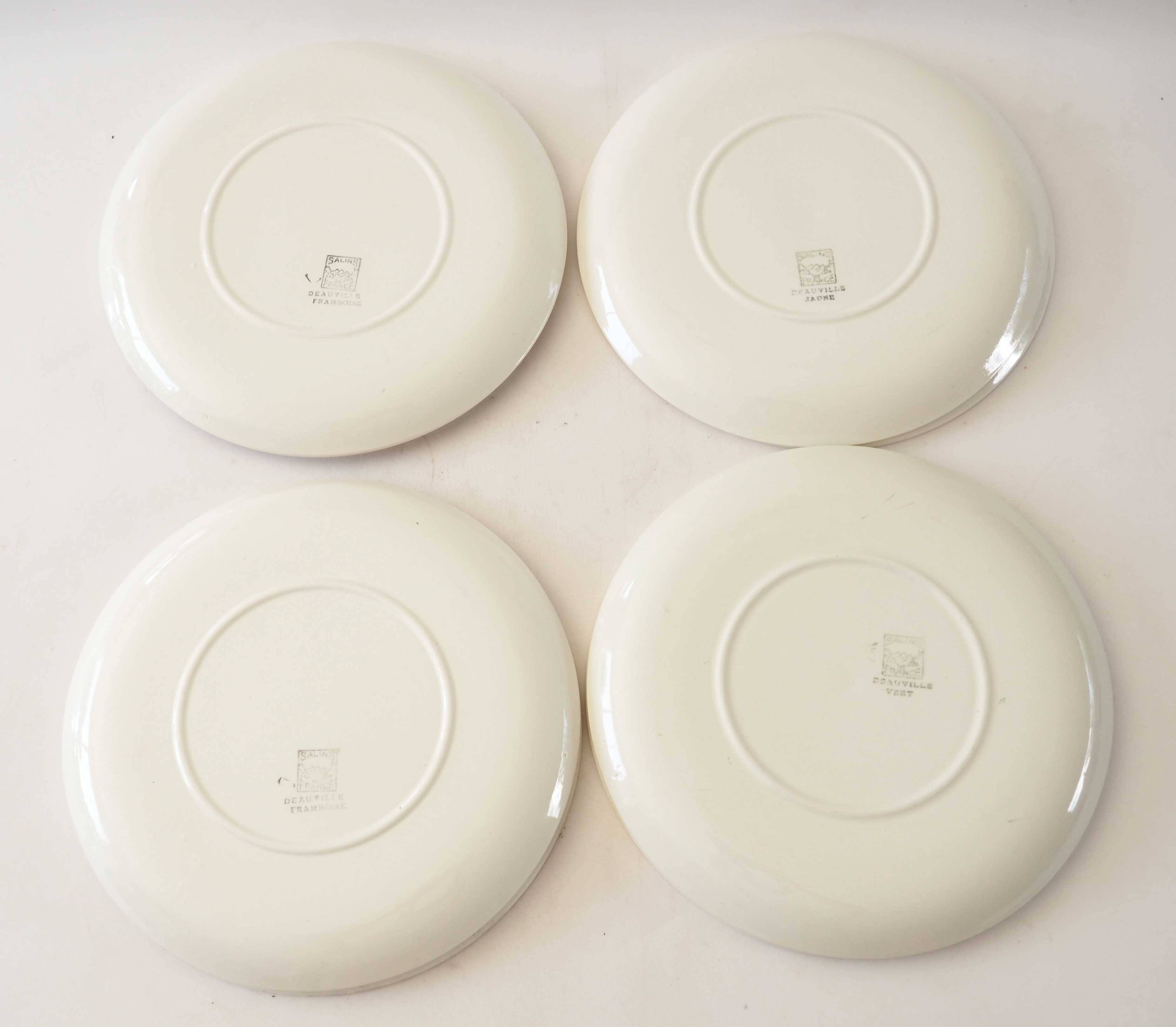 8 plates colors Salins