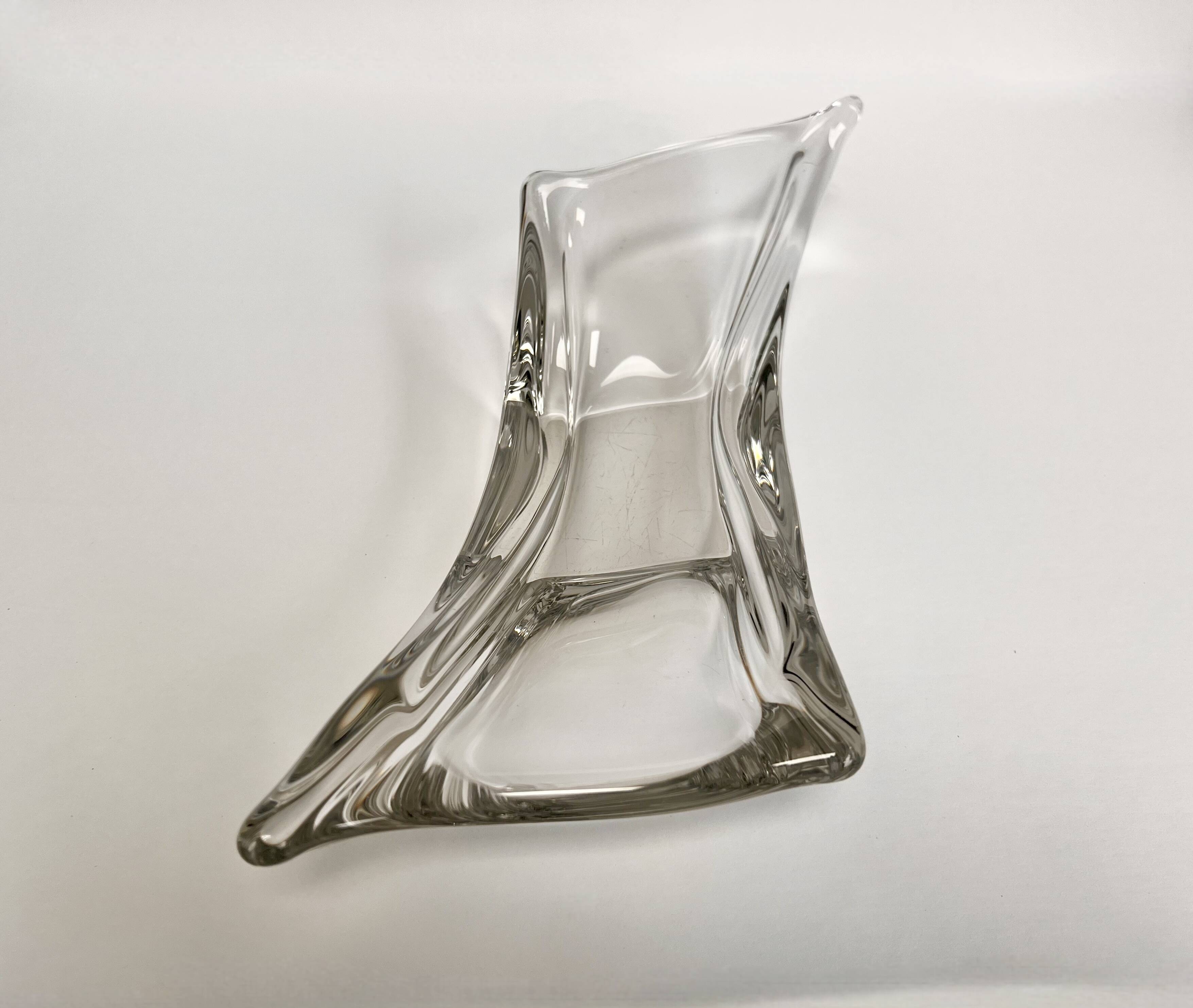 Large mid-century French crystal centrepiece class bowl