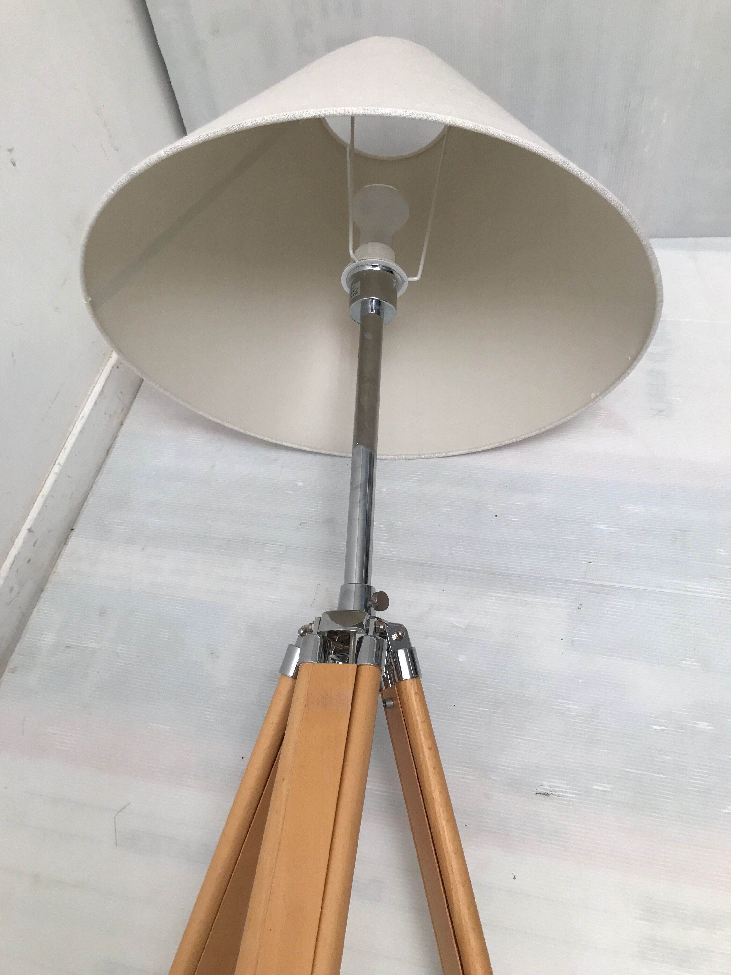 Paire de lampe de chevet trépied