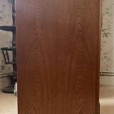 Singer sewing machine from the 1960s model 197 b with art deco furniture