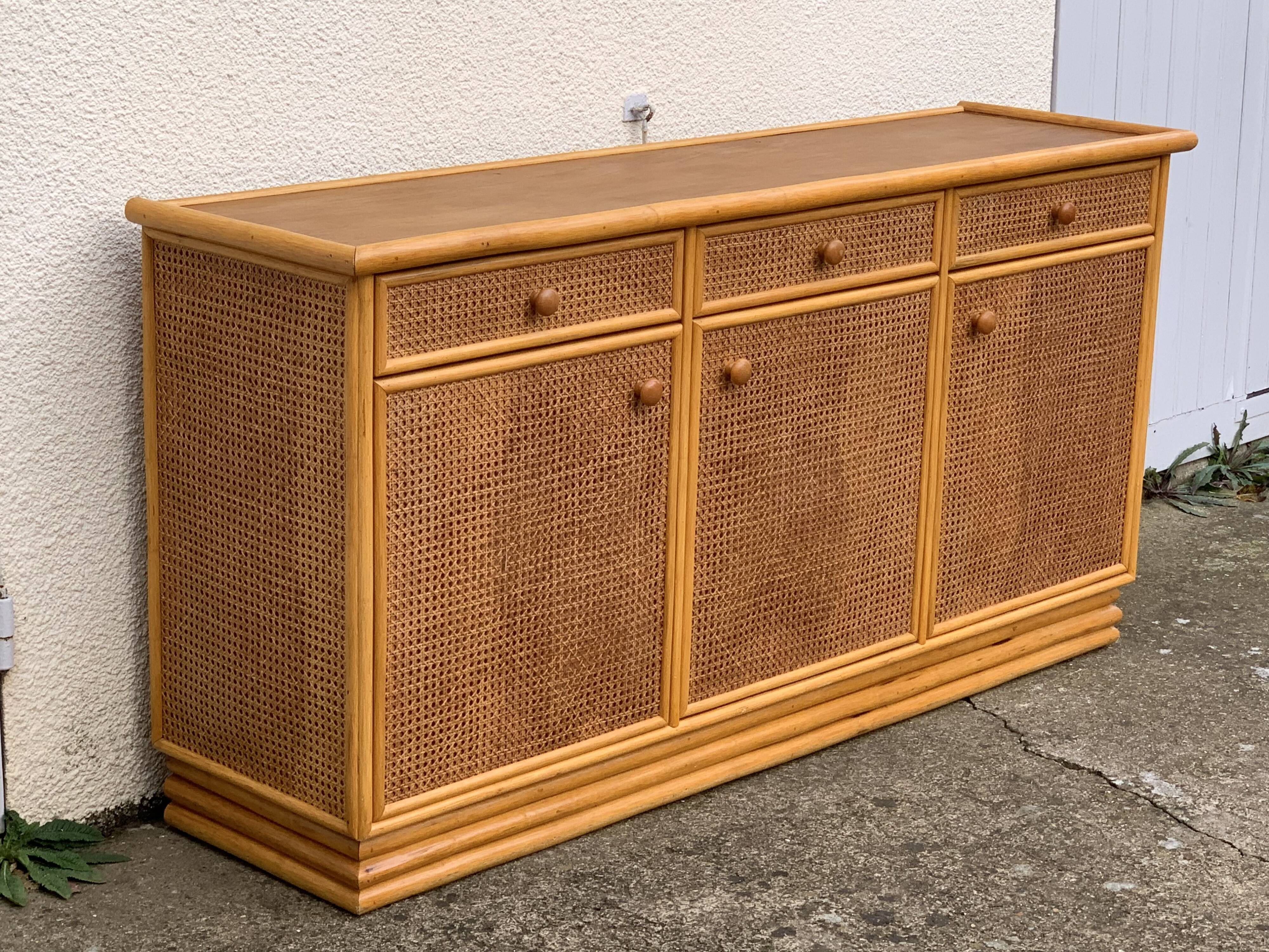 Vintage buffet in bamboo and cannage 1970