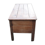 Maie en hêtre massif au teint naturel clair