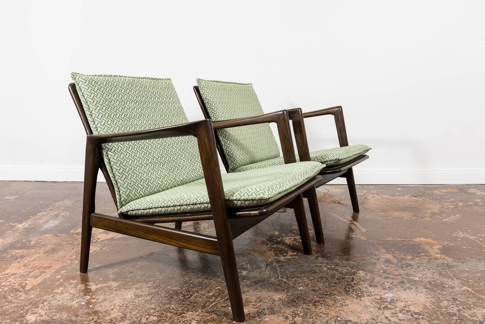 Fauteuils Mid Century Modernes Type 300 130, 1960s, Set de 2