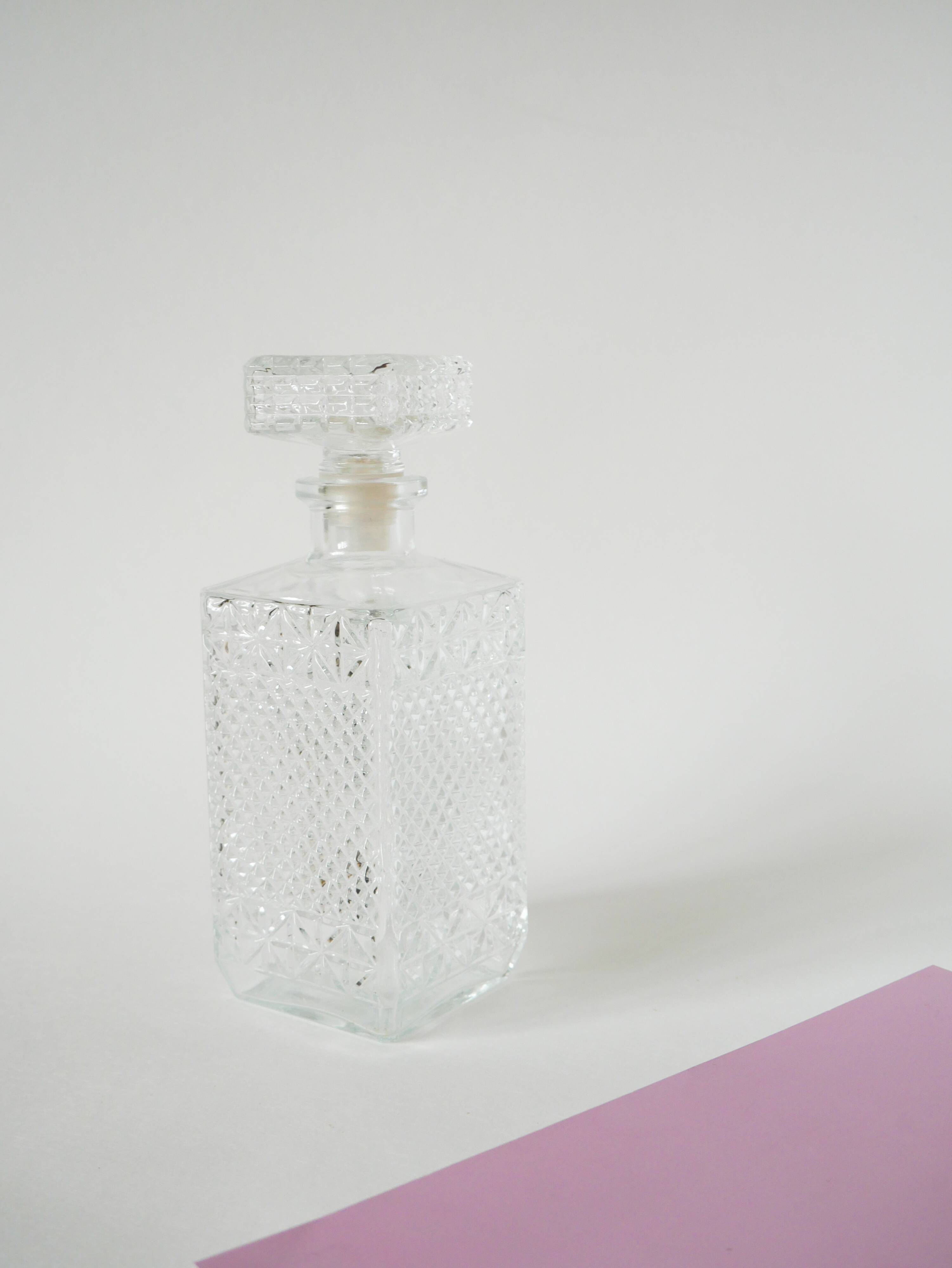 Carafe à whisky en verre facetté, 1970