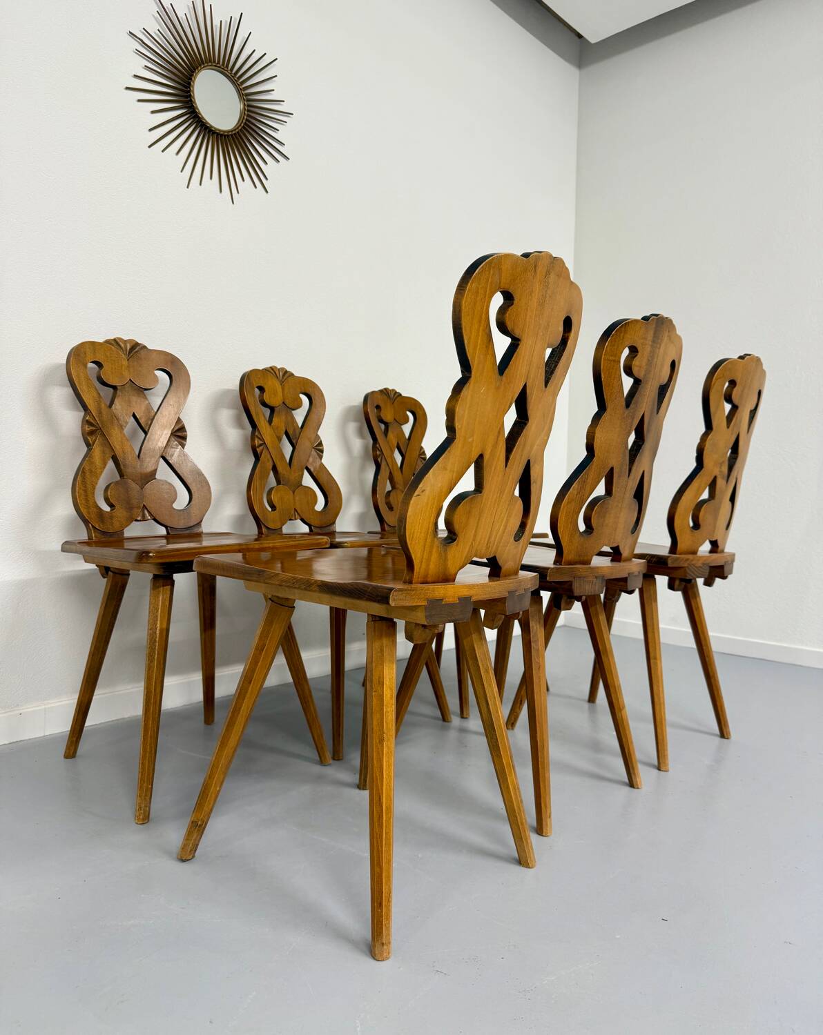 Set of 6 Alsatian double heart chairs in solid oak, early 20th century