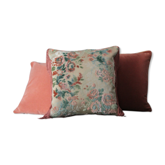 Velvet cushion of publisher furniture, pink cushion with flower of 40x40cm, 15 1/2",