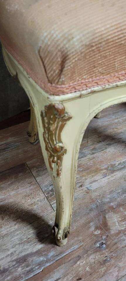 Pair of Venetian chairs in Louis XV baroque style in lacquered and gilded wood