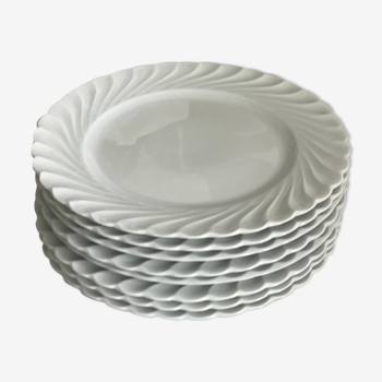 Lot de 8 assiettes en porcelaine de Limoges blanc de la manufacture Haviland, modèle Torse
