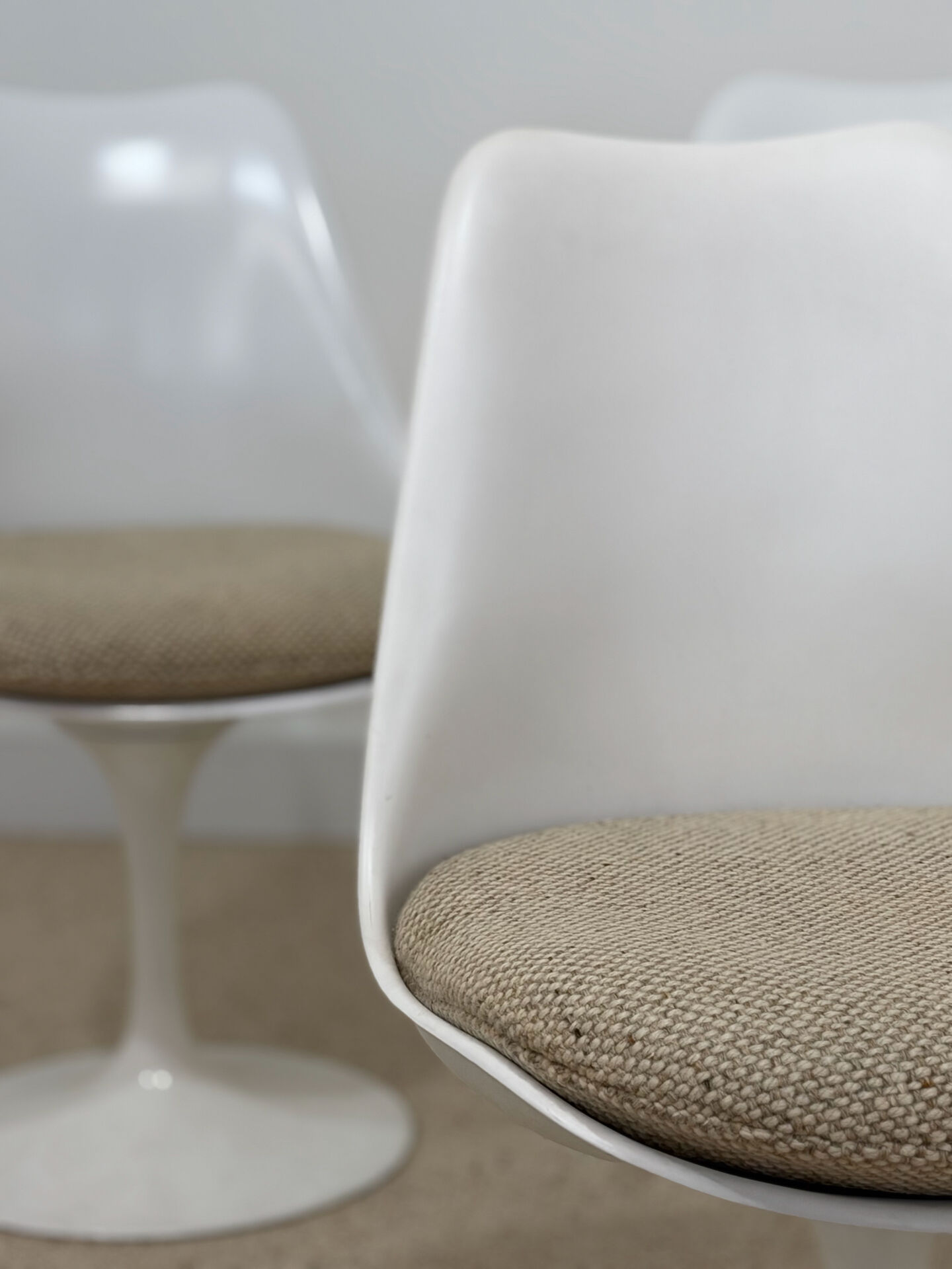 Set of 4 Tulip chairs by Knoll – Eero Saarinen – 1960s/70s