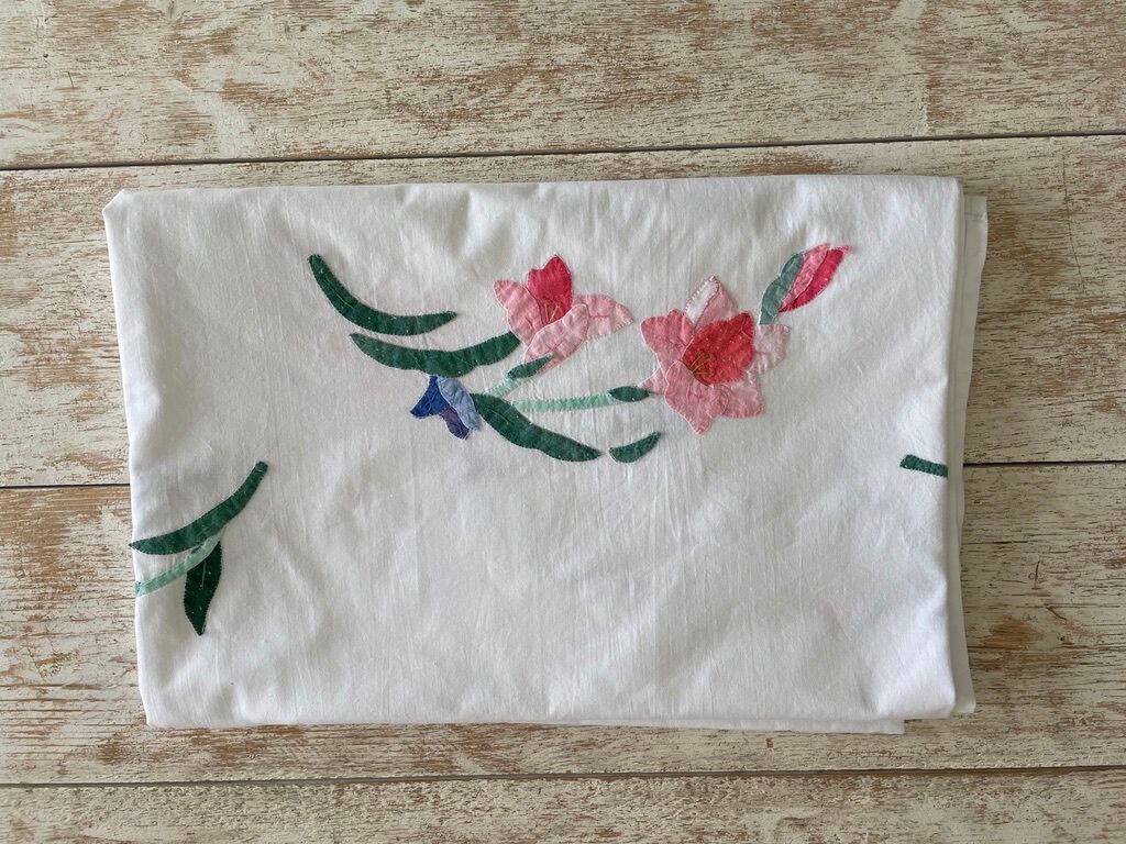 Nappe vintage 80's avec fleurs en appliqué - coton - 150x200 cm