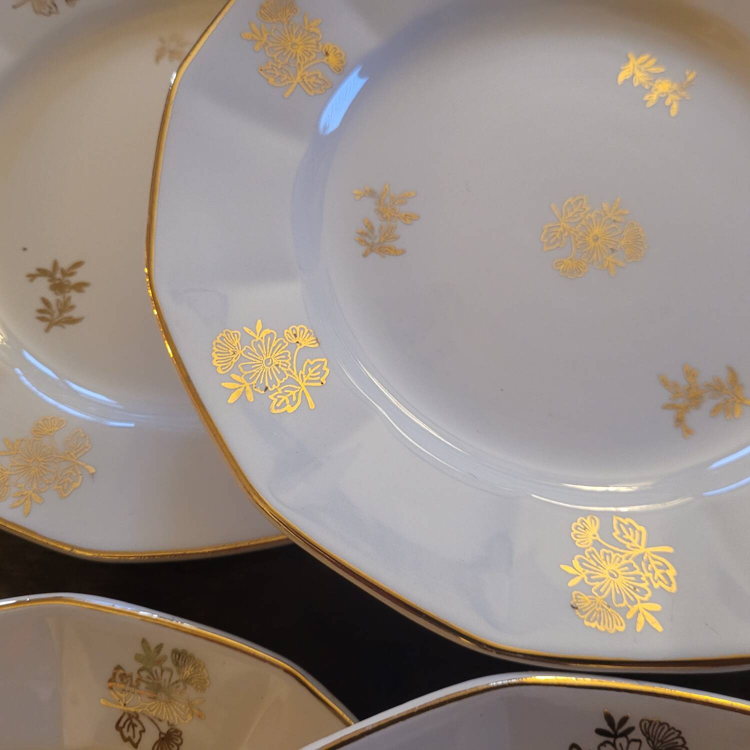 6 assiettes à dessert Sarreguemines Fleurs de France. Années 50