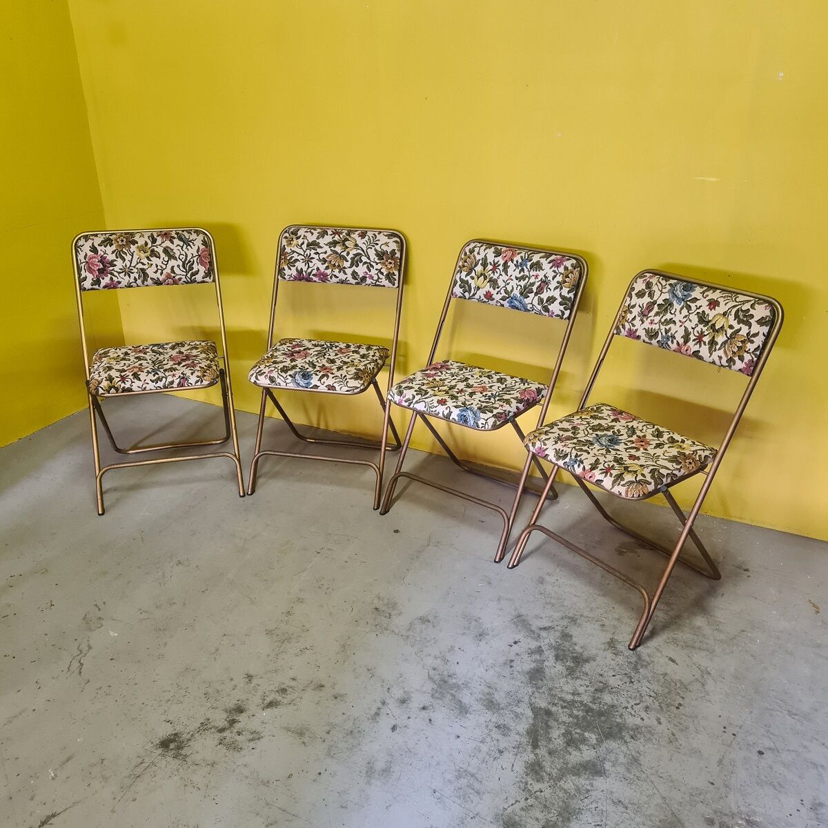 Vintage French Lafuma Chantazur Folding Chairs, from the 1960s.