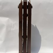 Lampadaire en bois par Temde