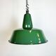 Grande Lampe à Suspension Industrielle en Émail Vert, 1960s