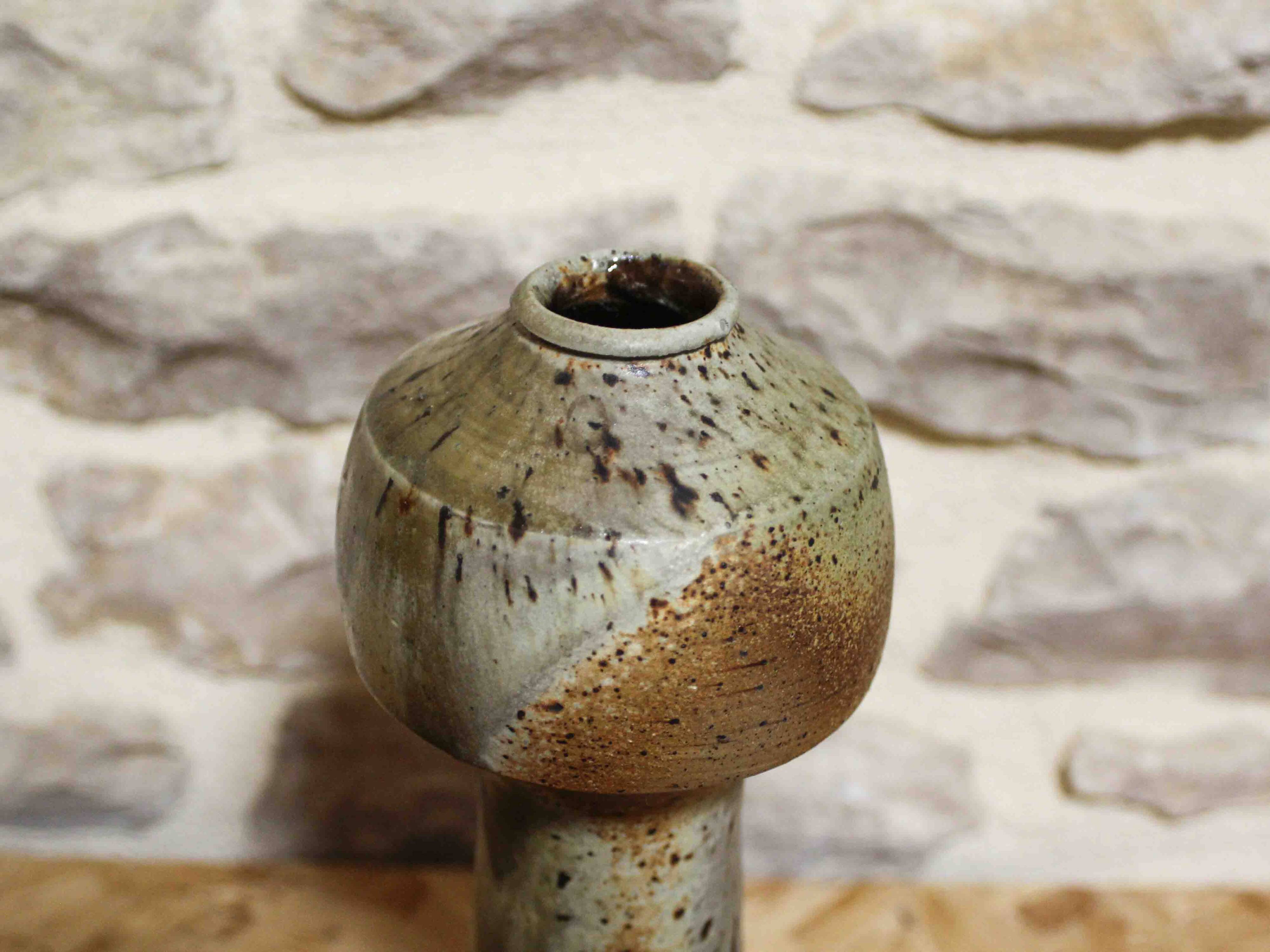 Partially glazed stoneware vase by François Gueneau