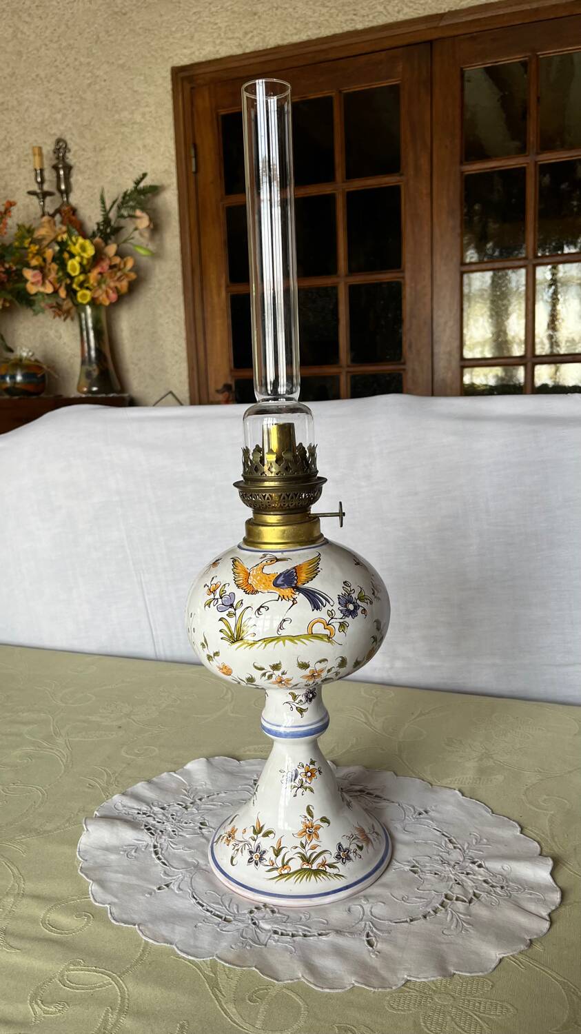 Moustiers earthenware decor kerosene lamp