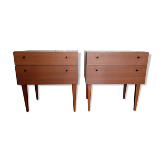 Tables de chevet style années 50