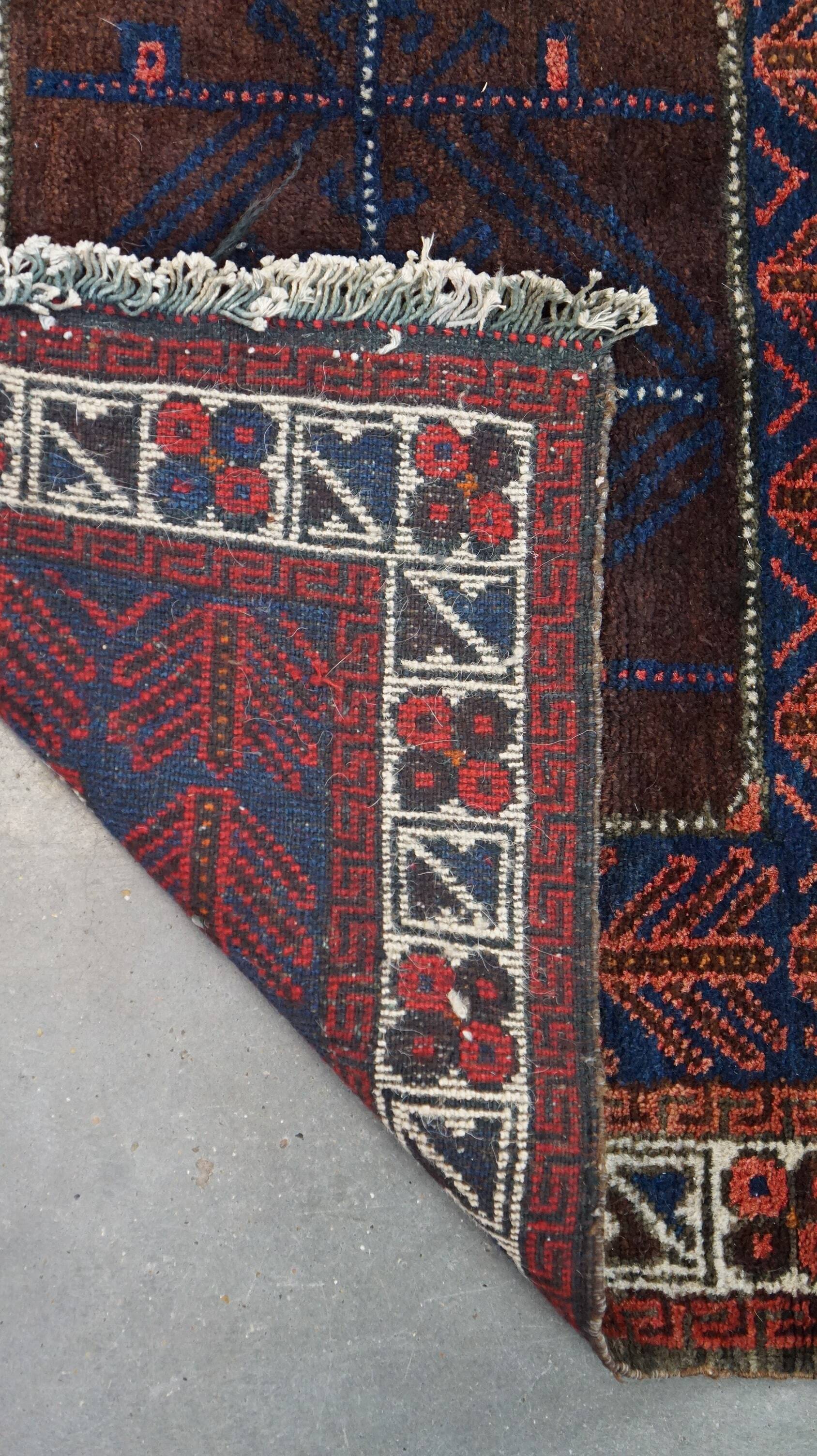 Tapis vintage carré style oriental 76x76 cm