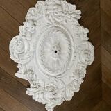 Flowery ceiling rosette