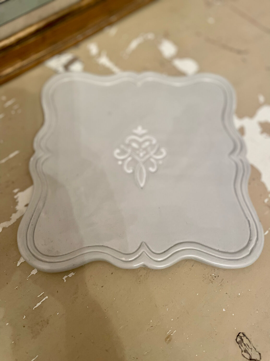 Shabby chic ceramic top