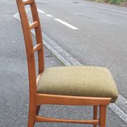 Set of 5 vintage chairs