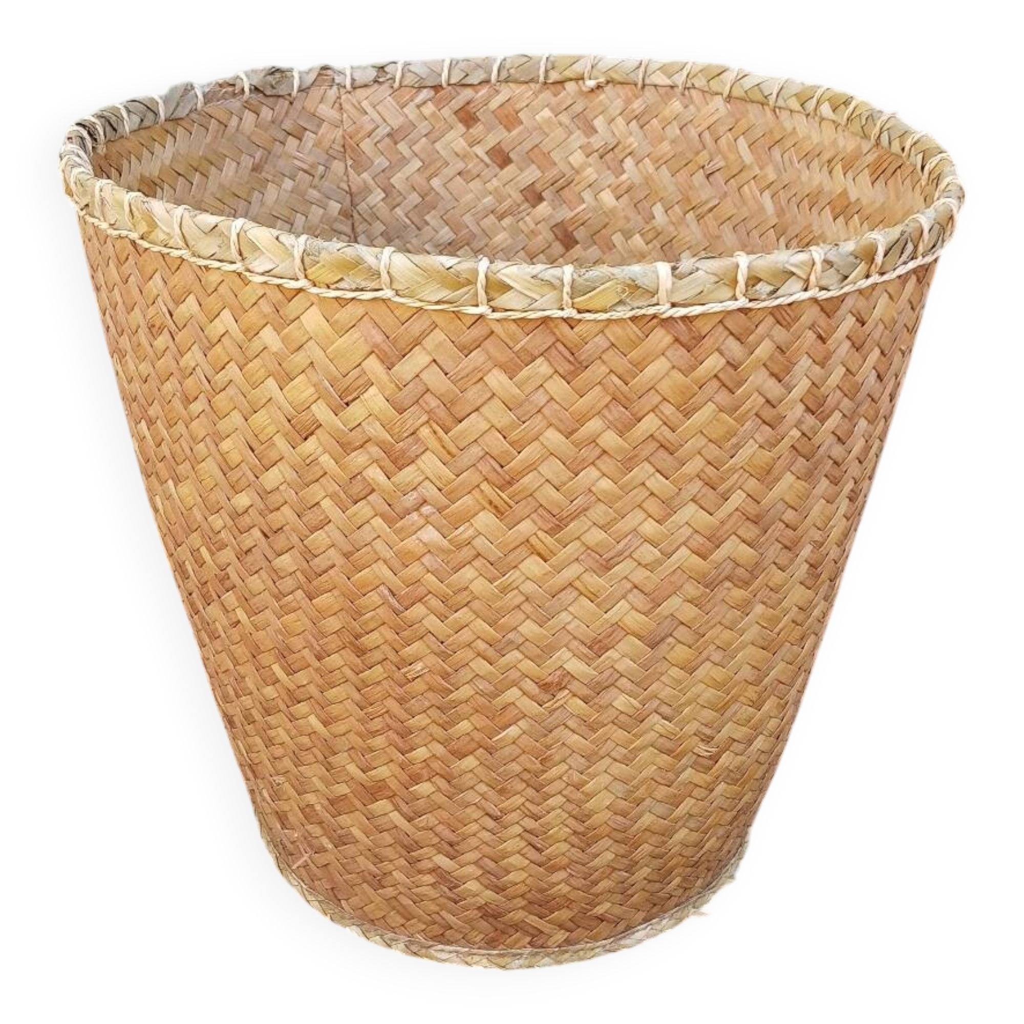 Woven straw basket