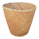 Woven straw basket