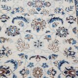 Predominantly white and blue runner 280x75cm