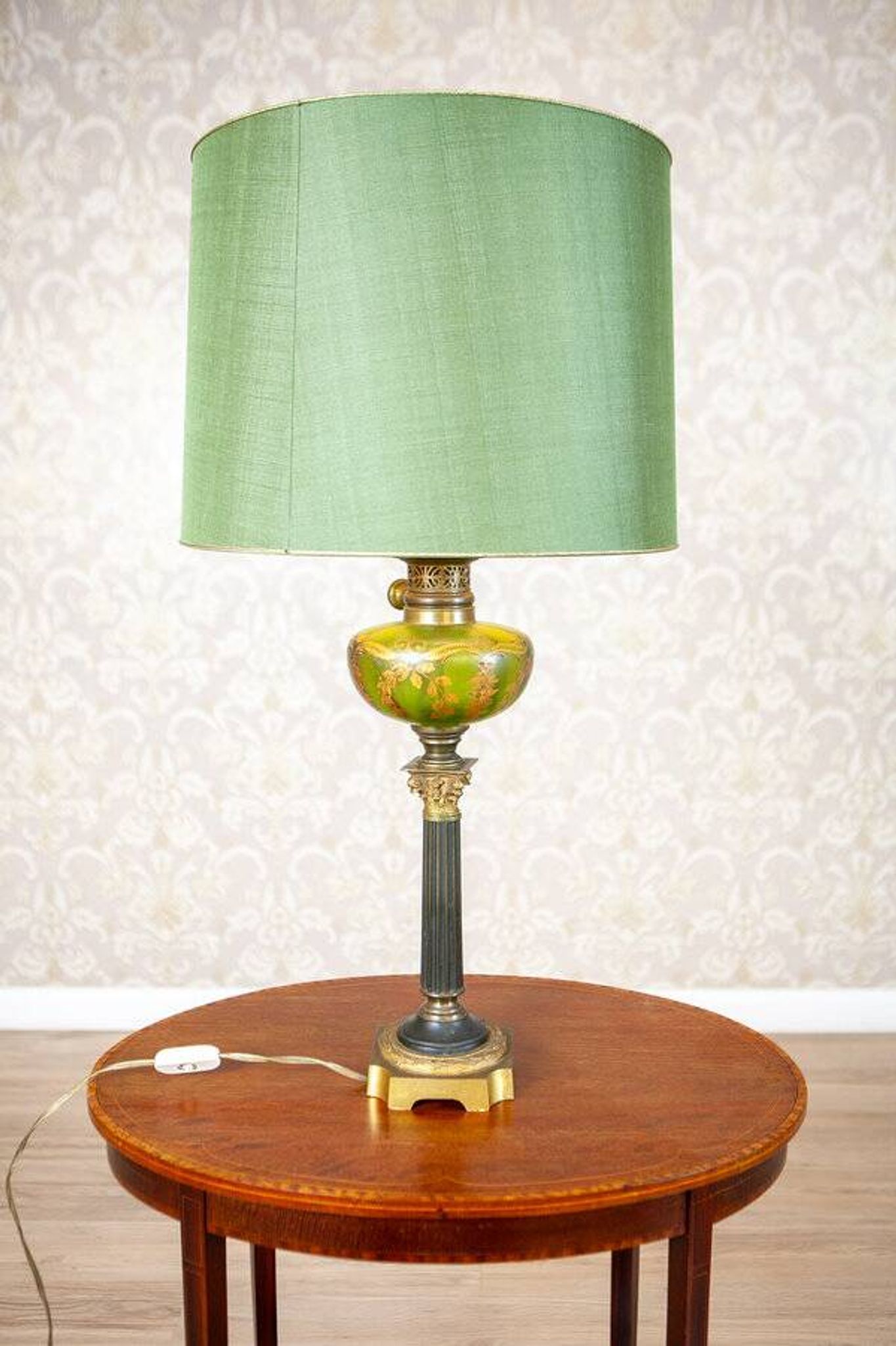 Vintage Pair of Table Lamps in a Classical Style with Decorative Bases and