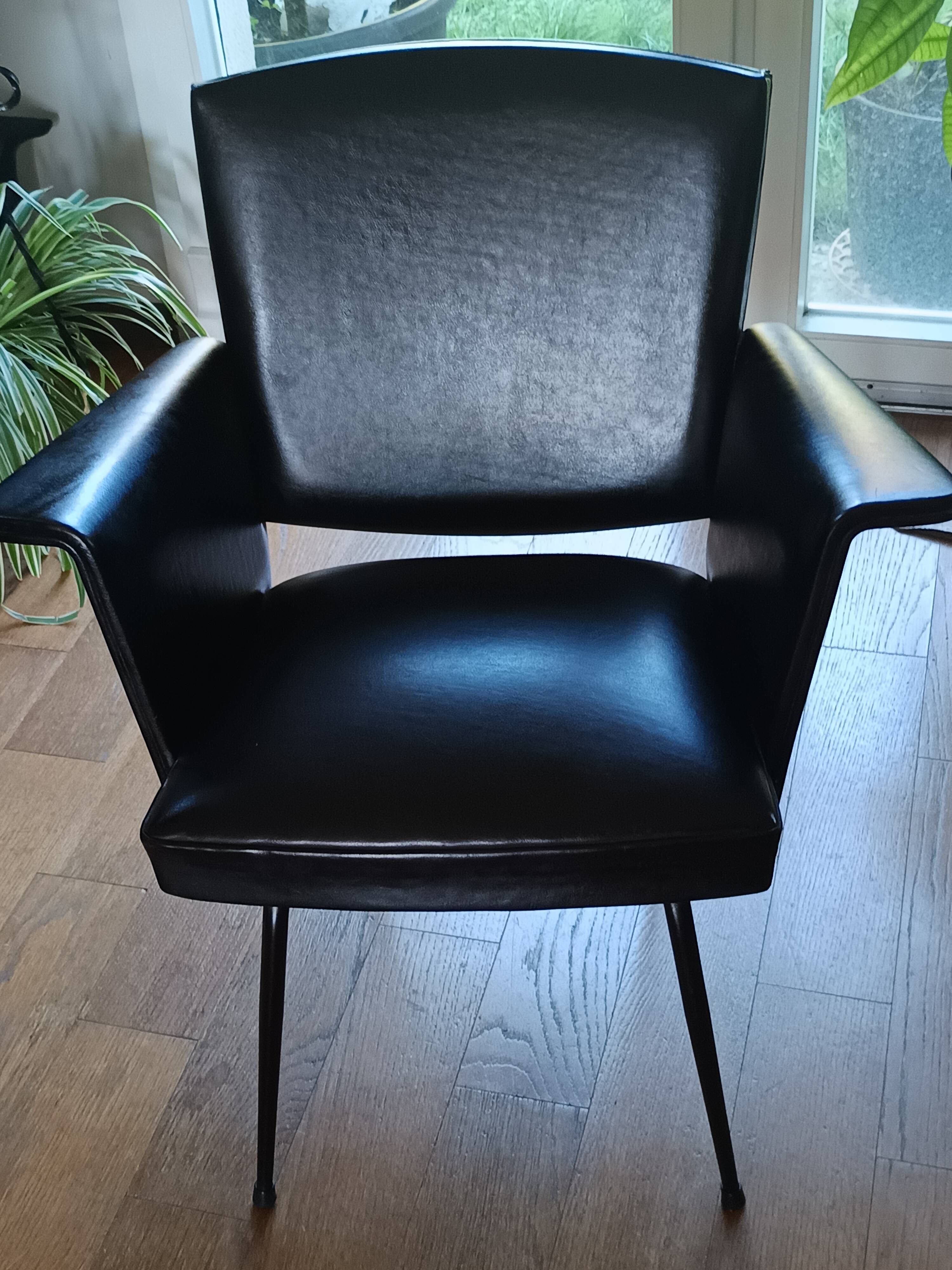 vintage modernist armchair from the 50s/60s