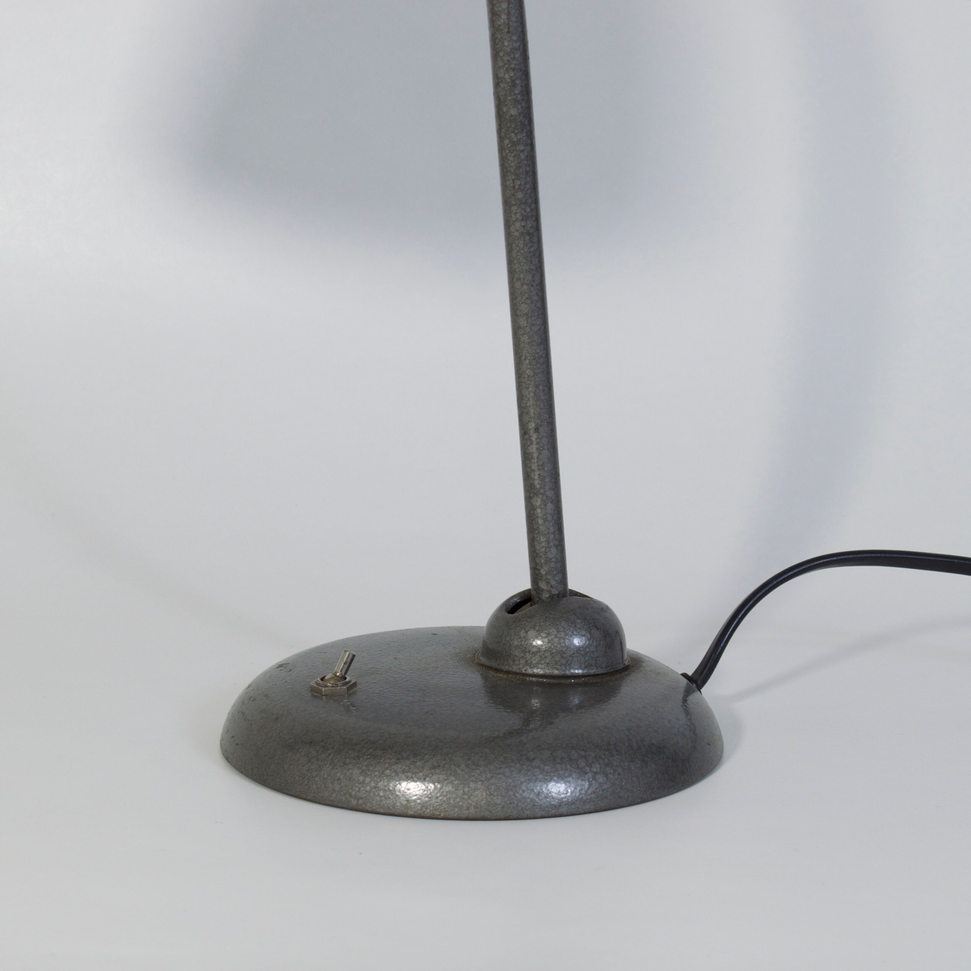 Office lamp, modernist metal, vintage