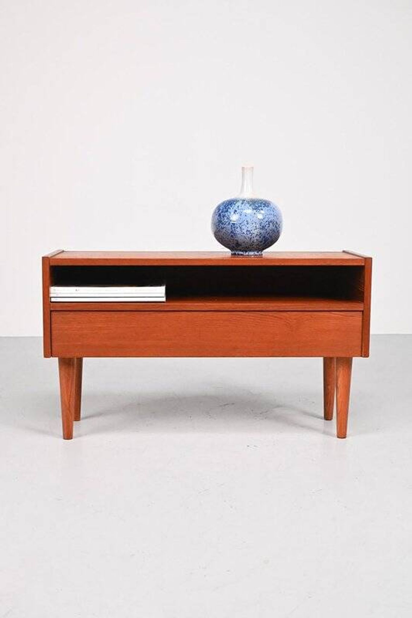 Cabinet par J. Hølmer-Hansen pour Risskov Mirrors