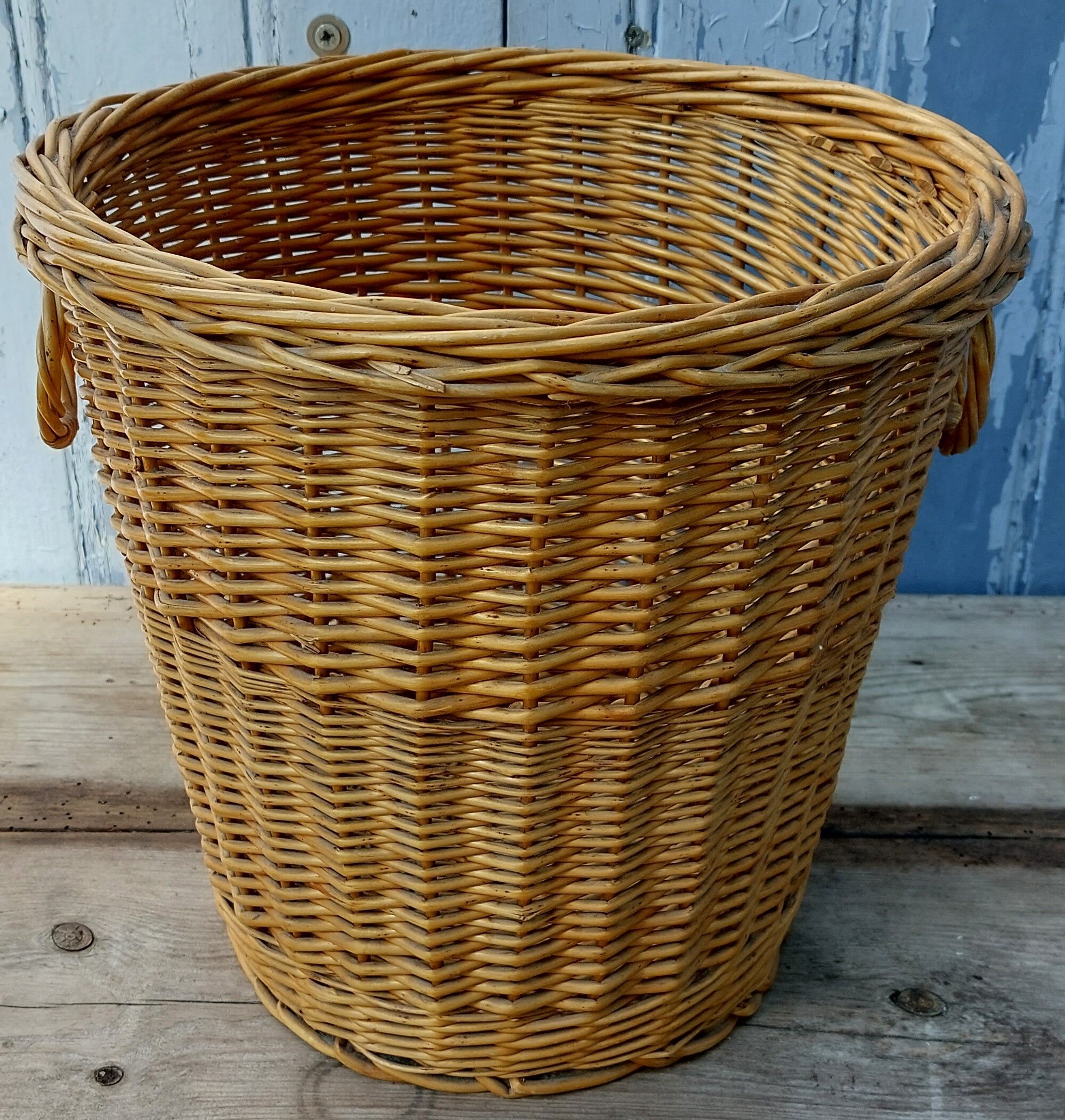 Wicker wastepaper basket