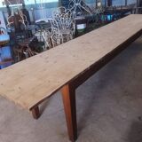 refectory table