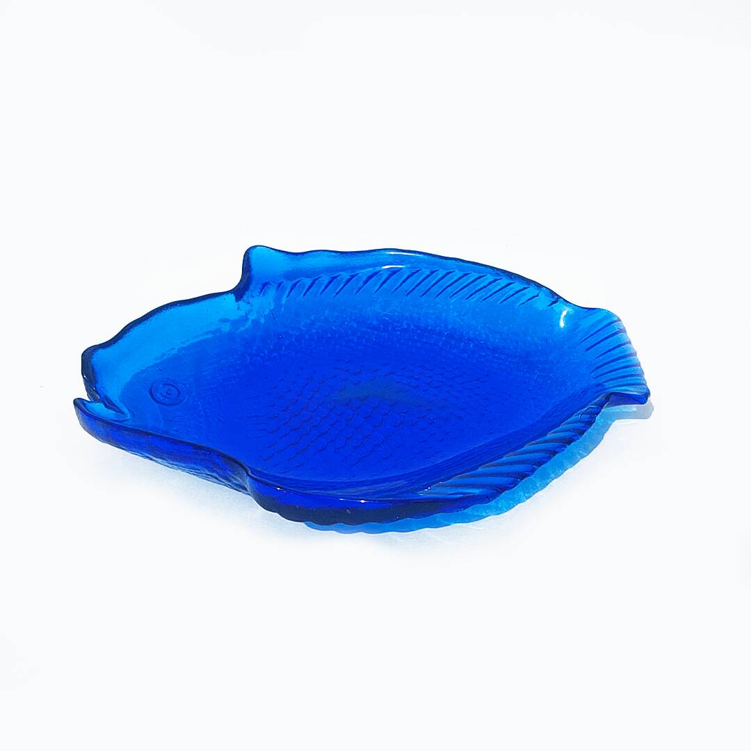 Blue fish dish