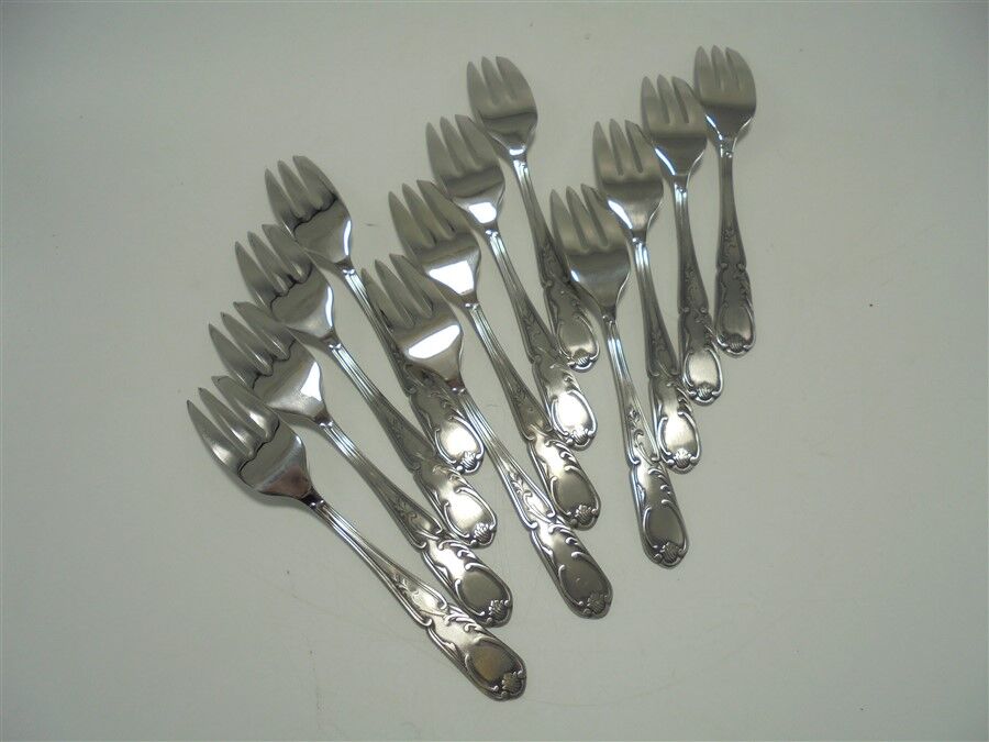 Service of 12 dessert forks