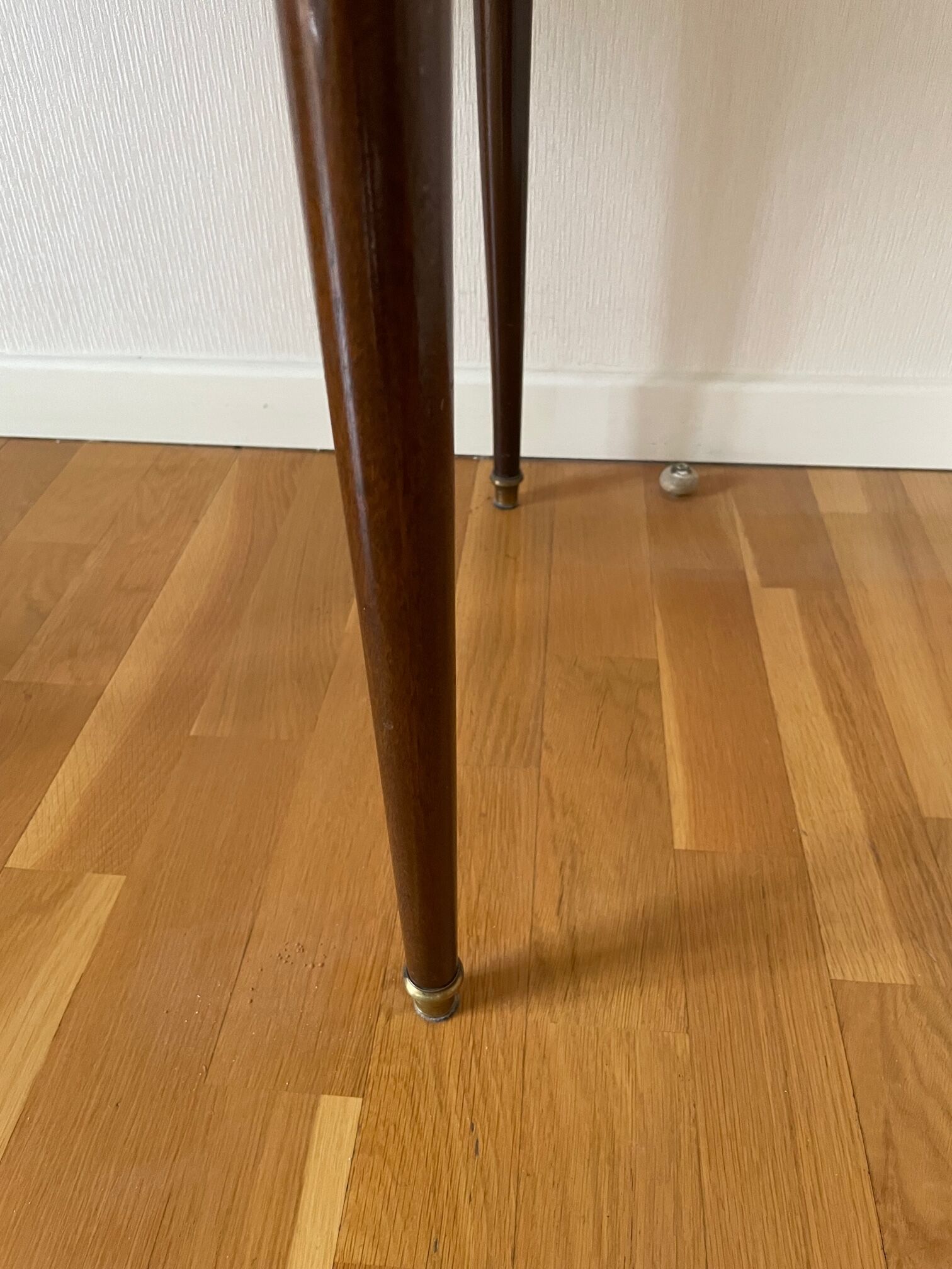 Old desk directoire style