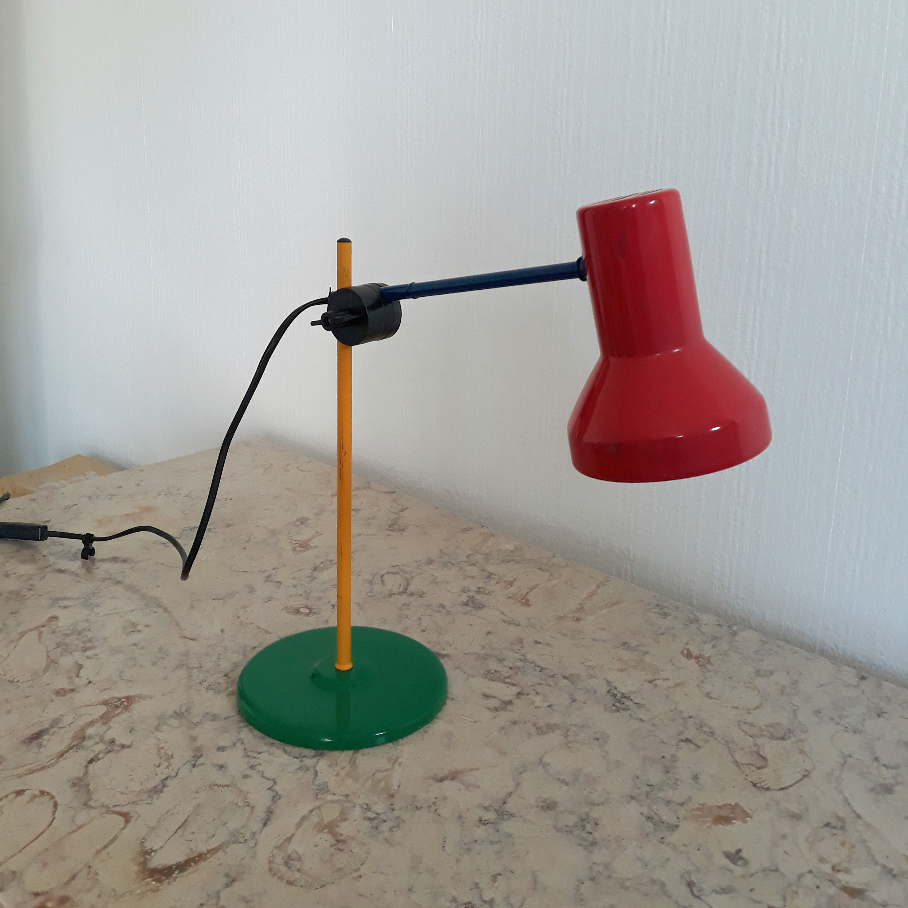 Lamp style Veneta Lumi 80s